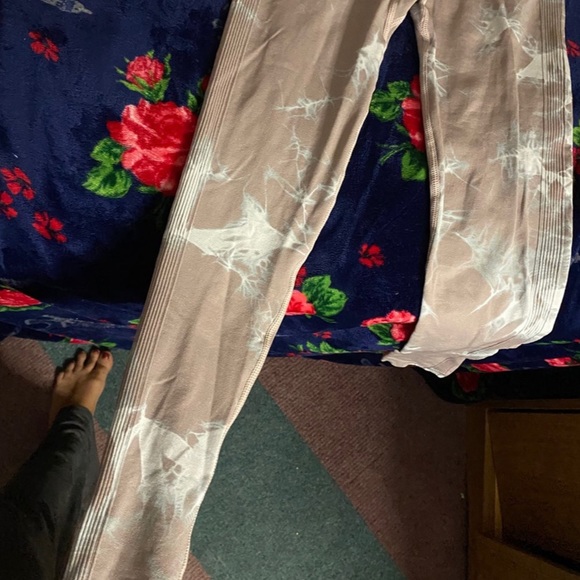 Naturyl Gemstone Legging - Picture 12 of 14